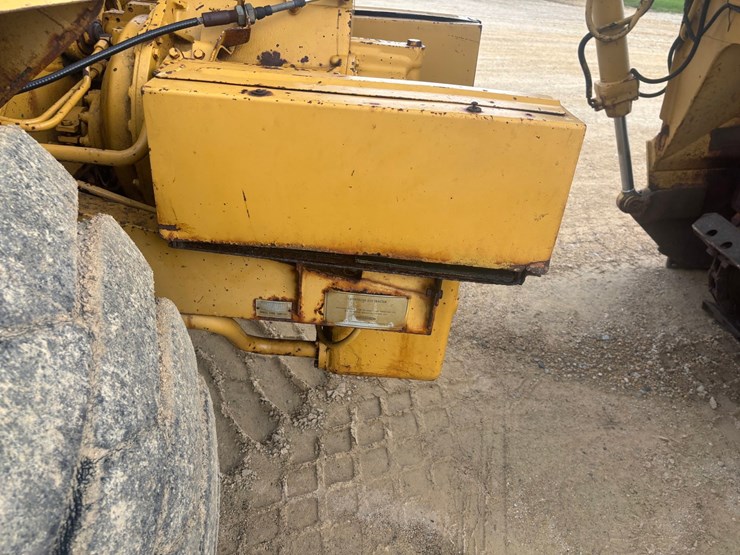 caterpillar-613-image-38