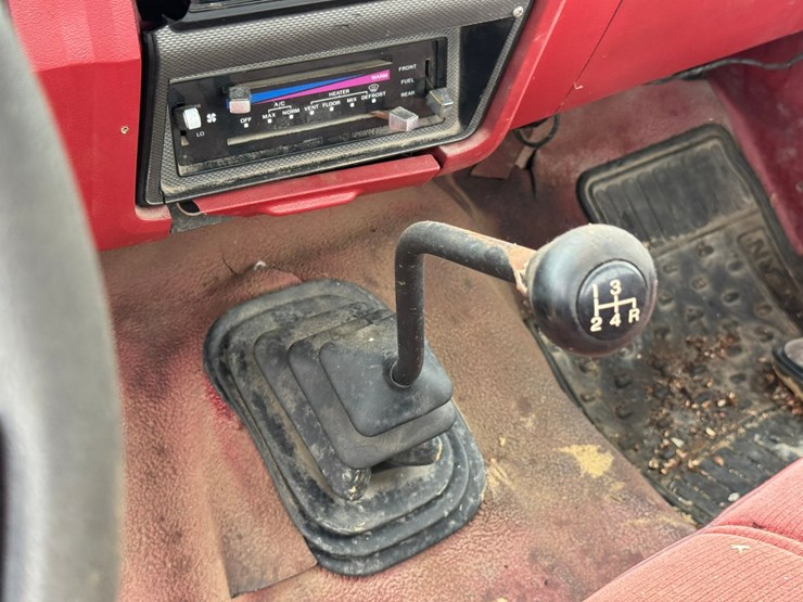 ford-f350-xl-image-38