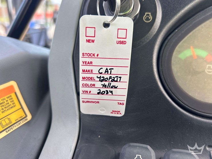 2017-caterpillar-420f2-it-image-46