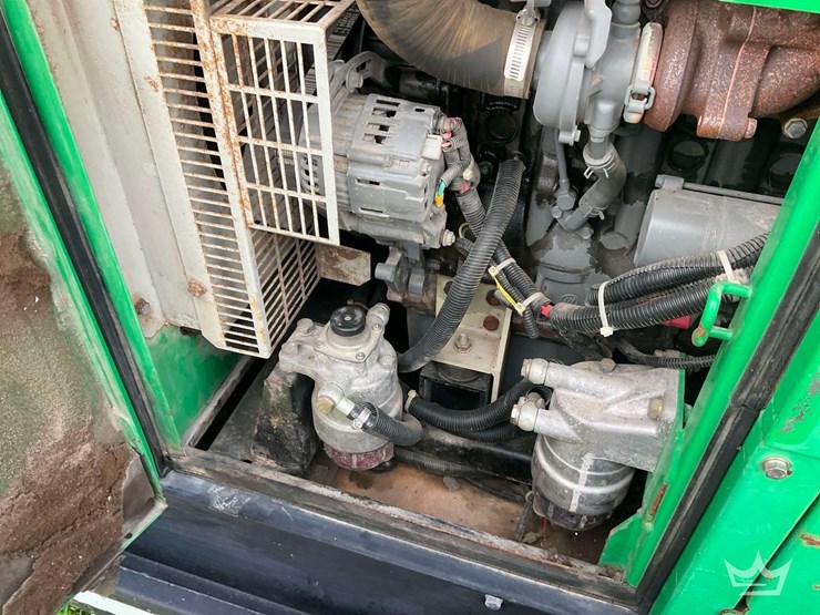 2016-whisperwatt-dca-25ssiu4f-25kva-towable-diesel-generator-image-12