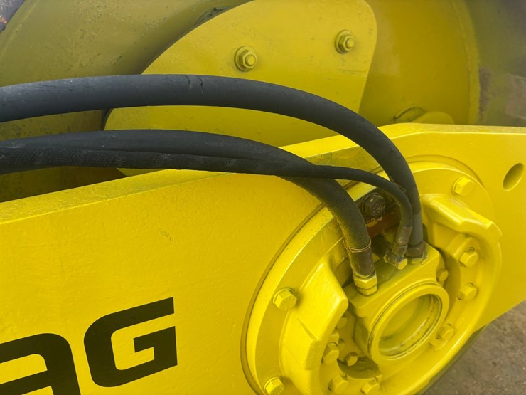 bomag-bw213d-image-55