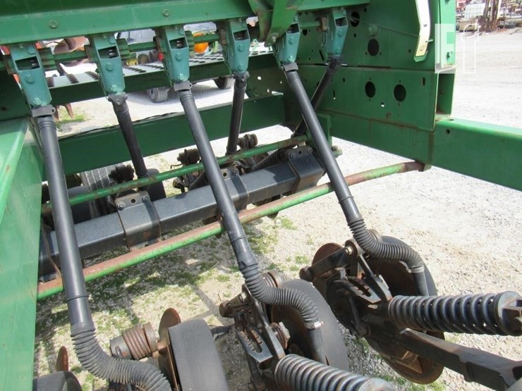1998-john-deere-1560-image-9