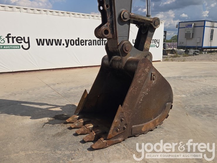 2021-volvo-ec200el-image-21