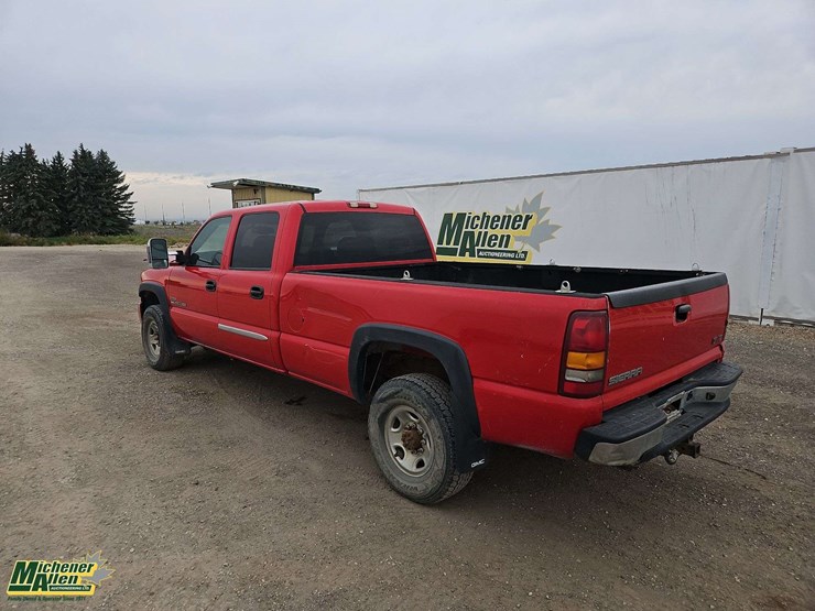 gmc-sierra-2500hd-image-3