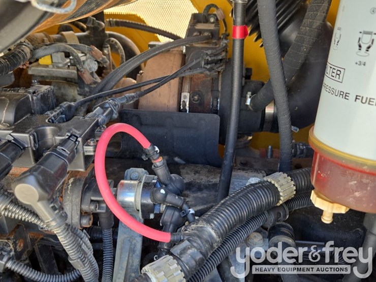 2018-komatsu-d61ex-24-image-50