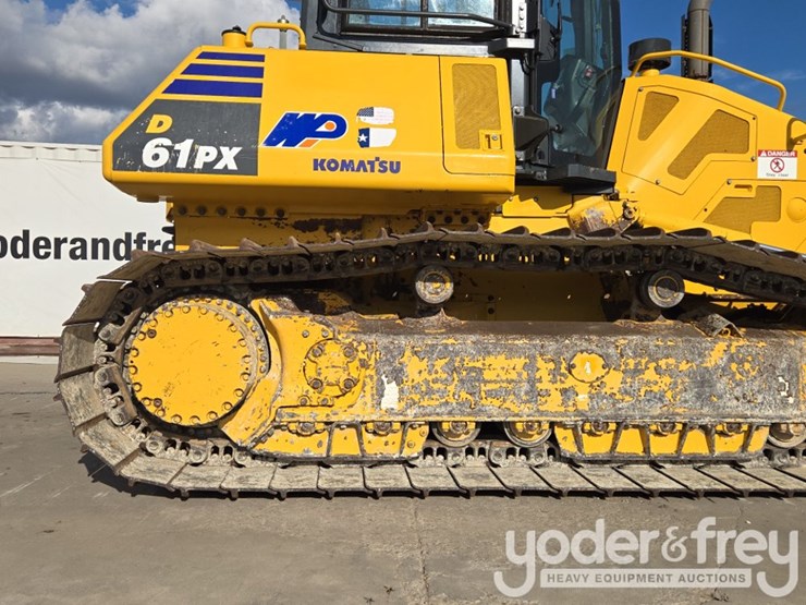 2023-komatsu-d61px-24-image-16