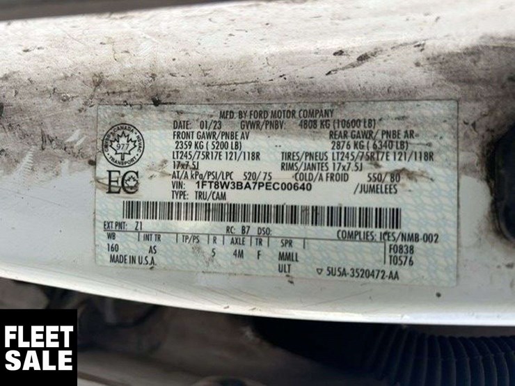 2023-ford-f350-image-39