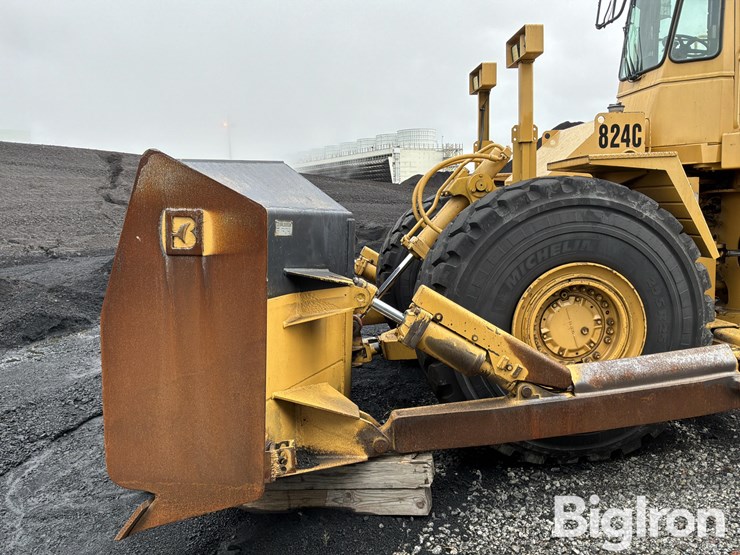 1993-caterpillar-824c-image-10