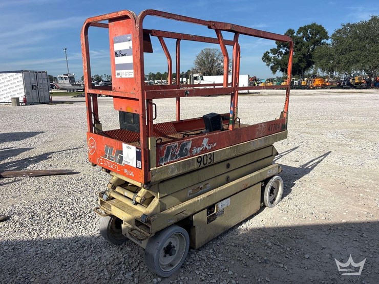 1998-jlg-2032e2-image-3