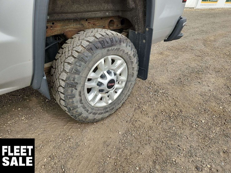 2019-gmc-sierra-2500hd-image-10