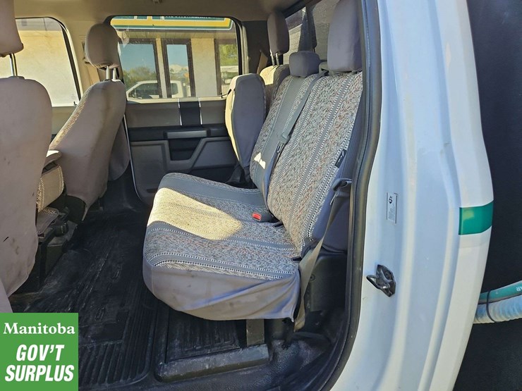 2017-ford-f550-image-14