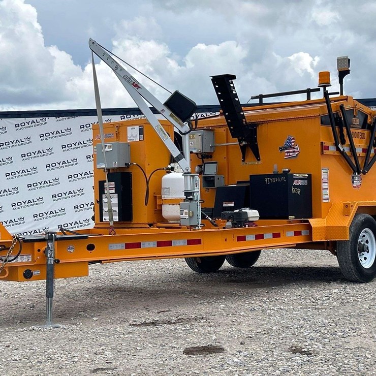 2022 Keizer-Morris International KM8000TEDD 4-Ton Asphalt Hotbox Trailer