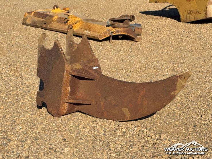 excavator-q/c-ripper-attachment-image-2