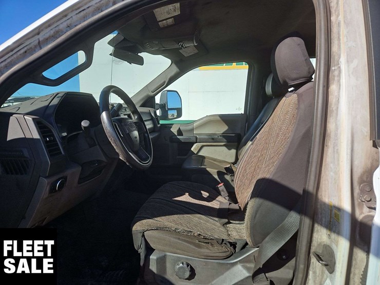 2020-ford-f350-image-13