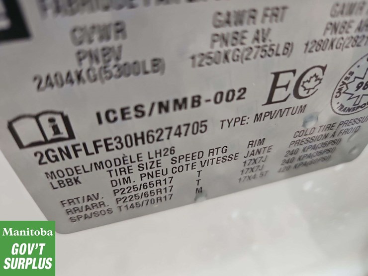 2017-chevrolet-equinox-image-34