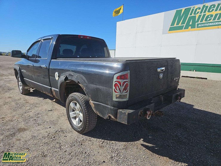 2005-dodge-ram-1500-image-3
