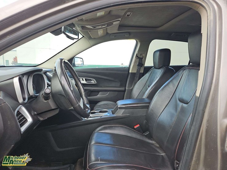 2012-chevrolet-equinox-lt-image-13