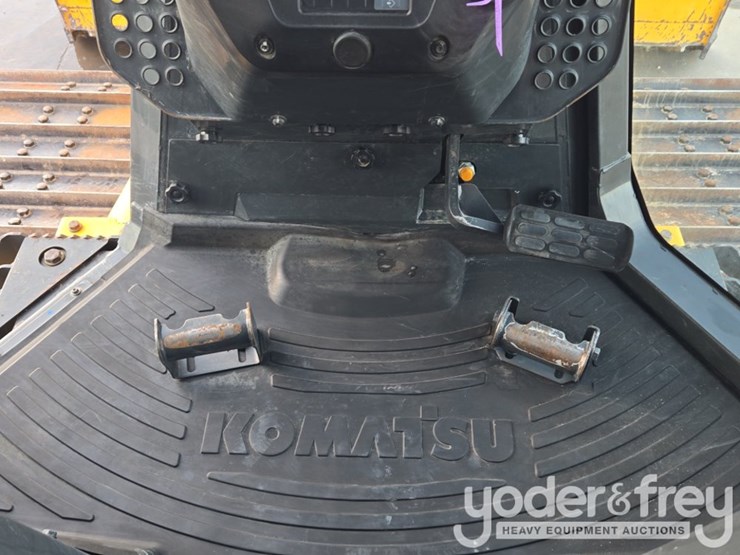 2023-komatsu-d61px-24-image-57
