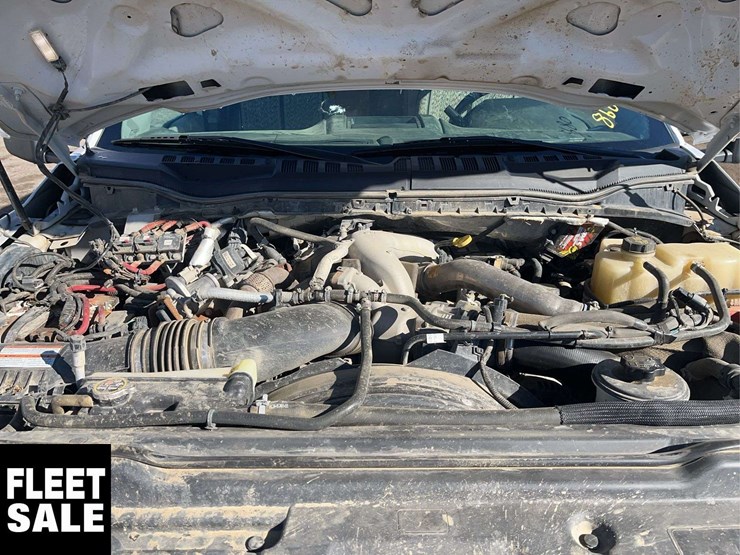 2020-ford-f550-image-23
