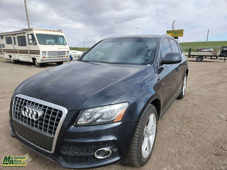 2012-audi-q5-image-1