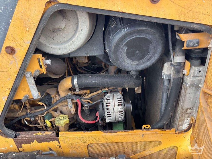2020-deere-750l-lgp-image-11