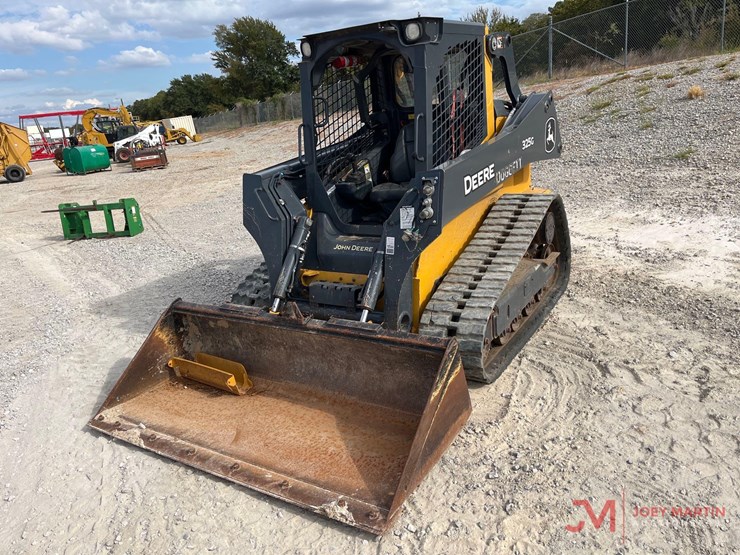 deere-325g-image-4