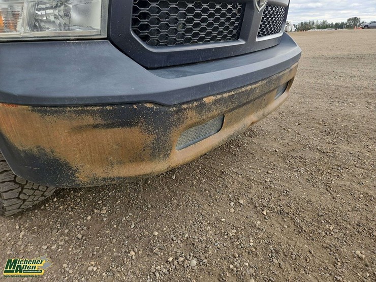 2014-dodge-1500-image-44