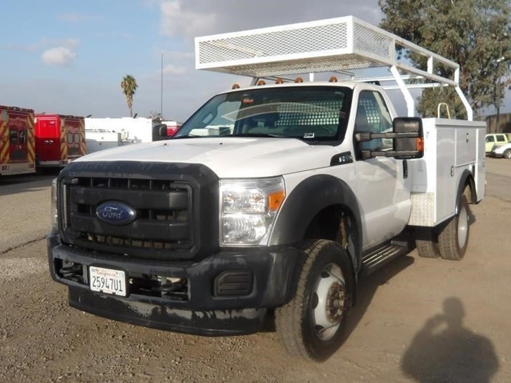 2015-ford-f550-image-1