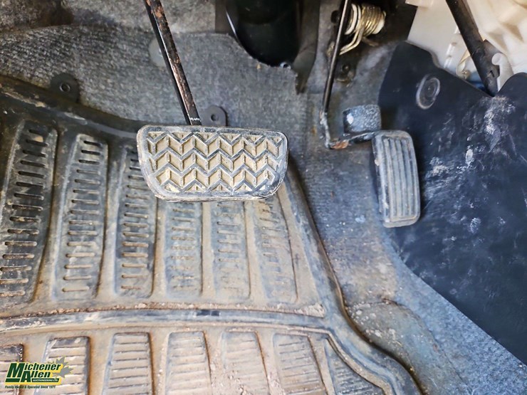 2004-toyota-rav4-image-22