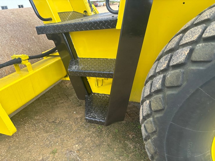 bomag-bw213d-image-24