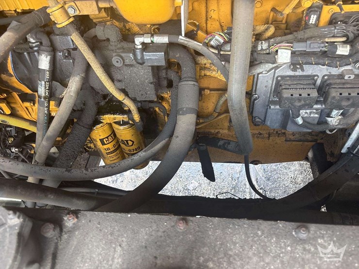 2021-metso-m-and-j-preshredder-4000m-dual-shaft-tracked-tire-shredder-machine-w/-extra-parts-image-43