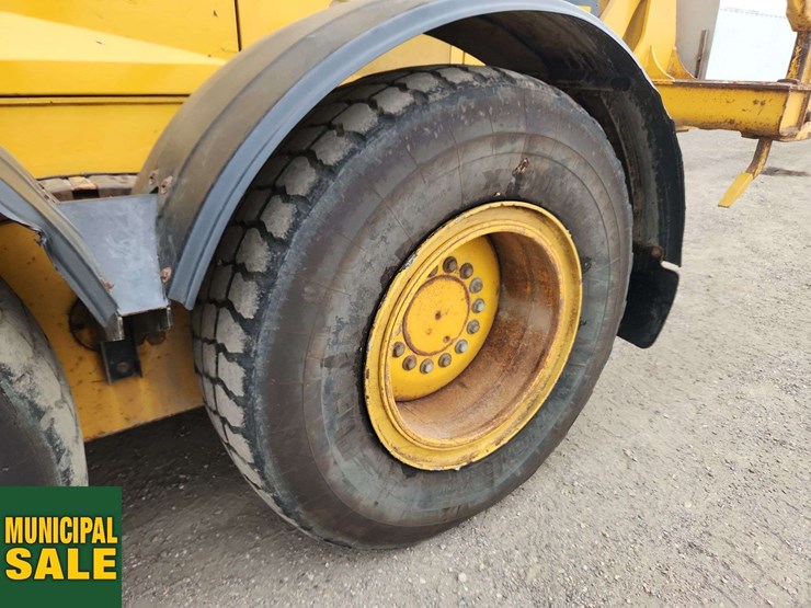 2012-deere-770gp-image-23
