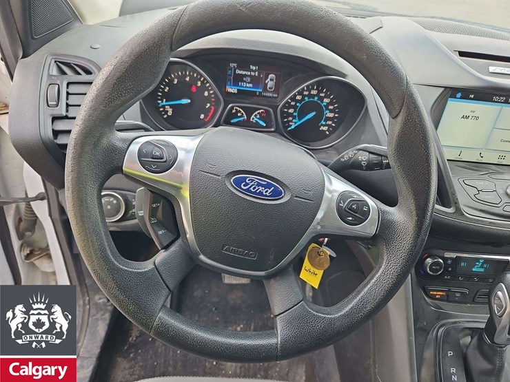 2016-ford-escape-se-image-15