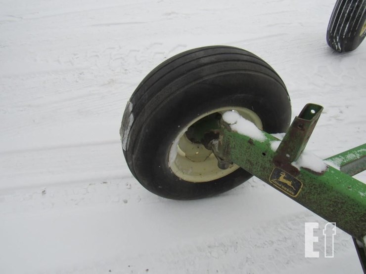 john-deere-1065a-image-12