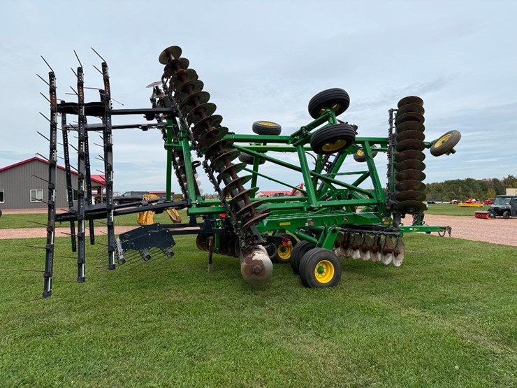 john-deere-2623-image-4
