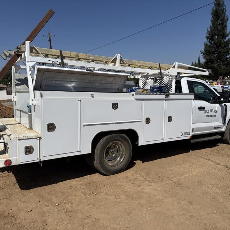 2024 FORD F350
