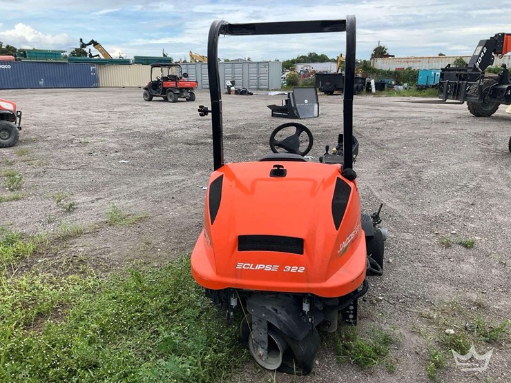 2012-jacobsen-eclipse-322-image-23