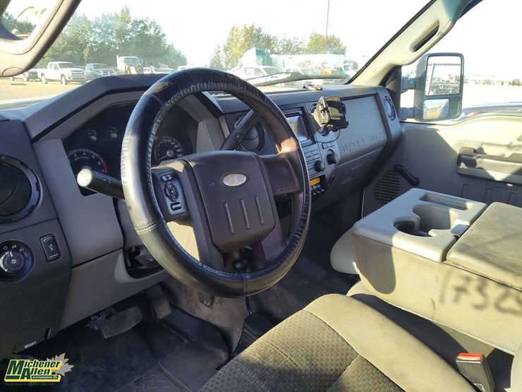 2013-ford-f250-image-13