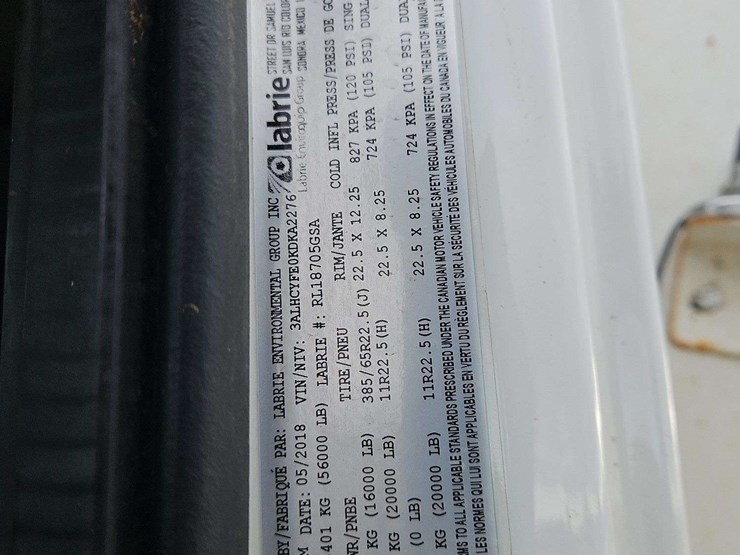 2019-freightliner-m2-106-image-42