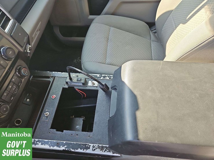2015-ford-6.5-ft-image-21