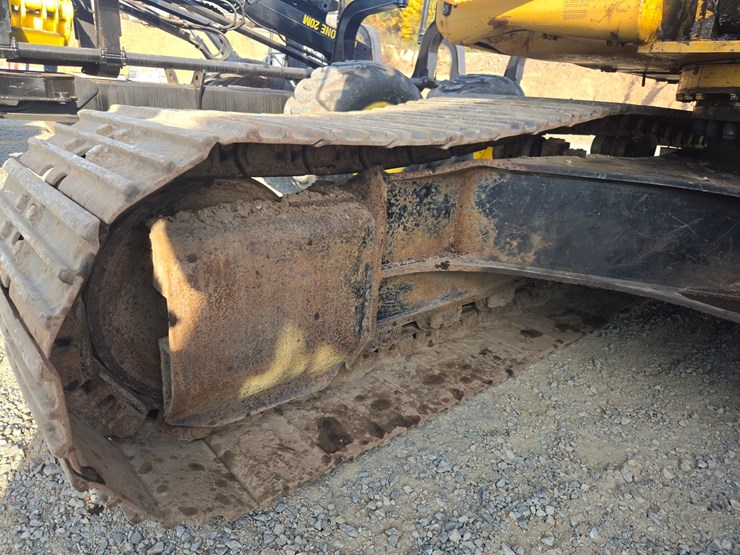 caterpillar-330b-image-48