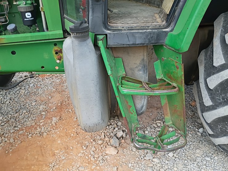 john-deere-6310-image-23