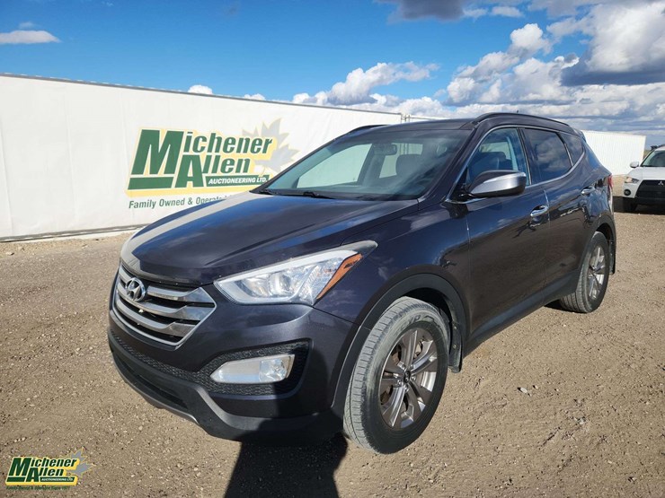 2015-hyundai-santa-fe-sport-image-1