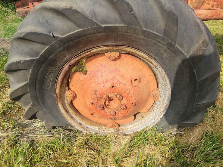 allis-chalmers-ca-tractor-image-14