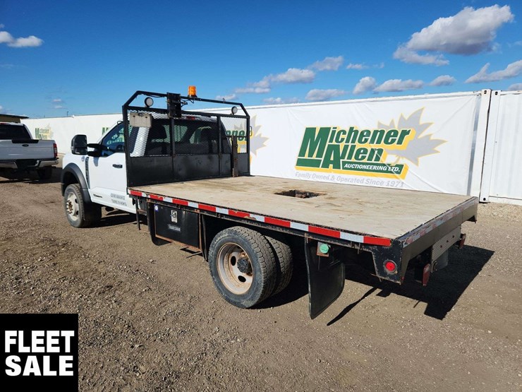 2023-ford-f550-image-3