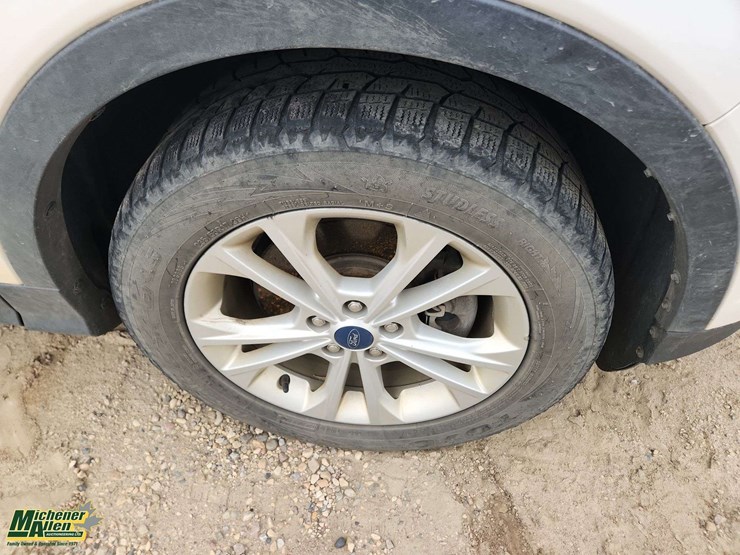 2019-ford-escape-se-image-28