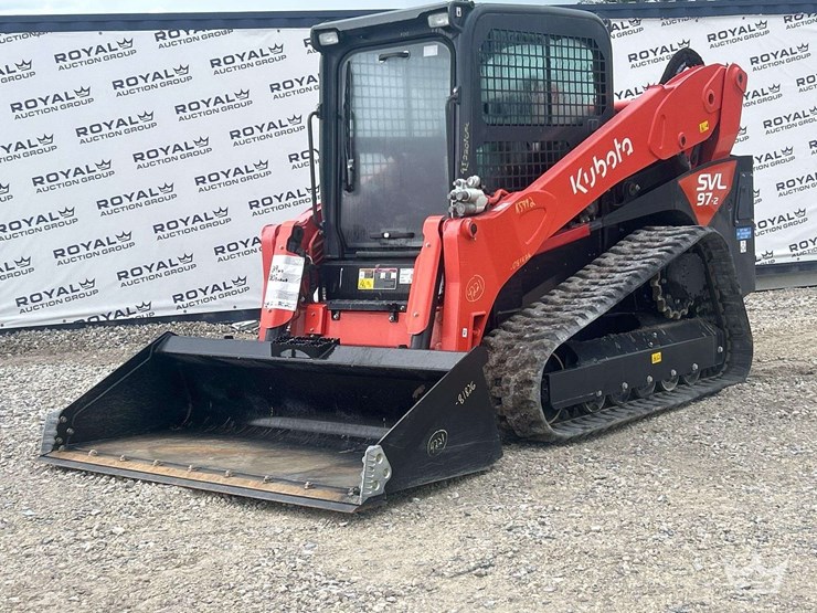 2023-kubota-svl97-2-image-39