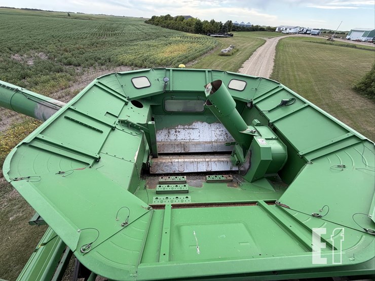 2009-john-deere-9770-sts-image-98