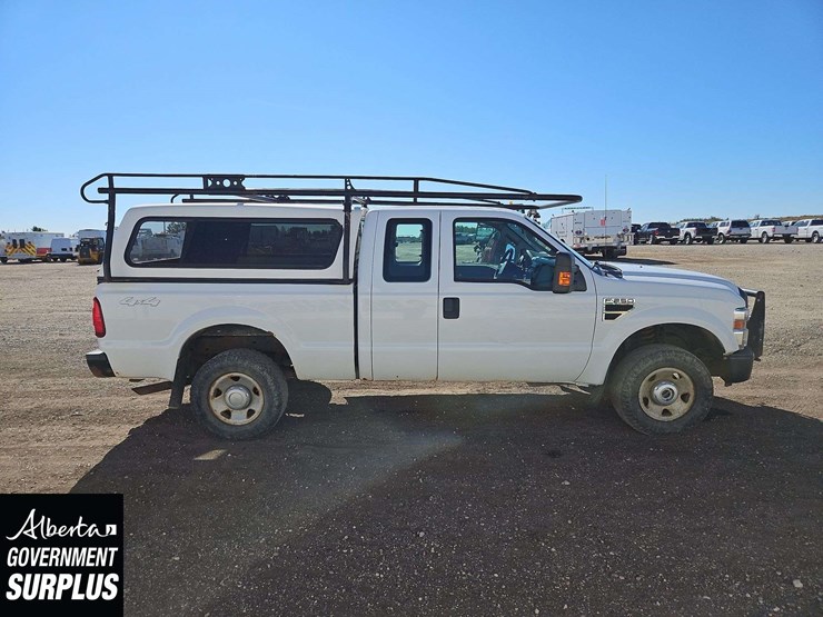 2010-ford-f250-image-7