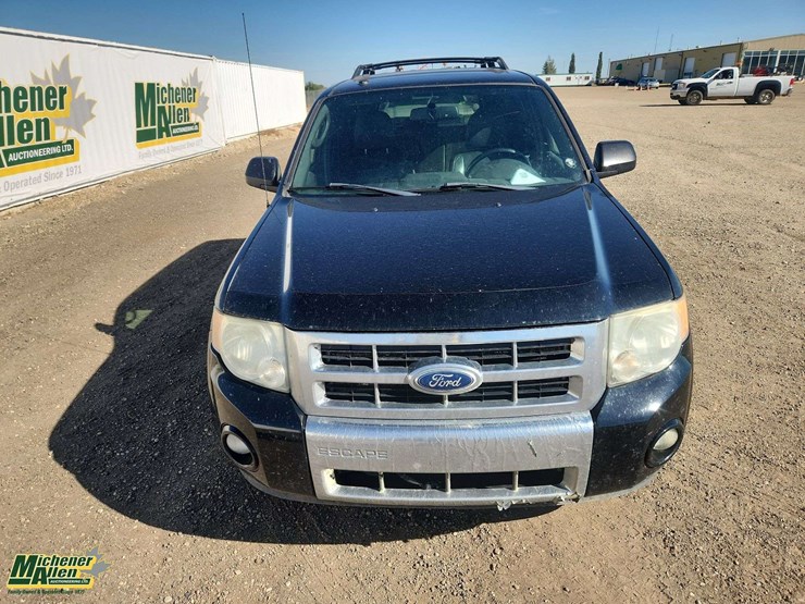 2012-ford-escape-image-8